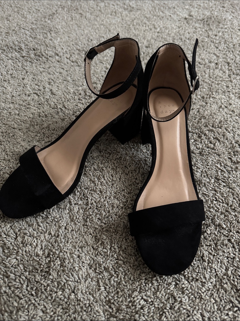 A New Day Block Heels Ankle Strap Size 7.5 Suede Black